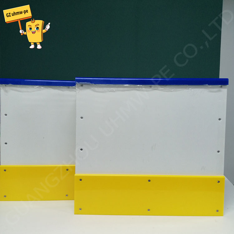 Synthetic Ice Hockey Fence Barrier